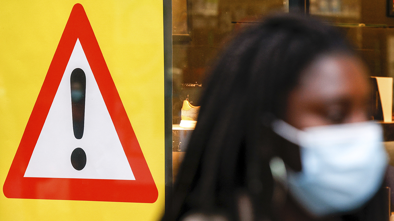 DSÖ'den korkutan açıklama: Omicron Covid'i atlatanlara da bulaşıyor